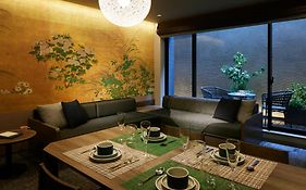 Minn Gion Sanjo